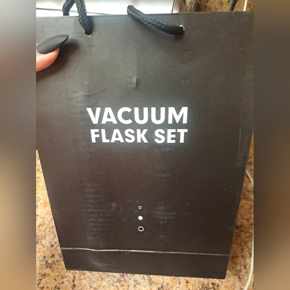 Black Thermos Set with Nightmare Before Christmas Design - Picture 6 of 6